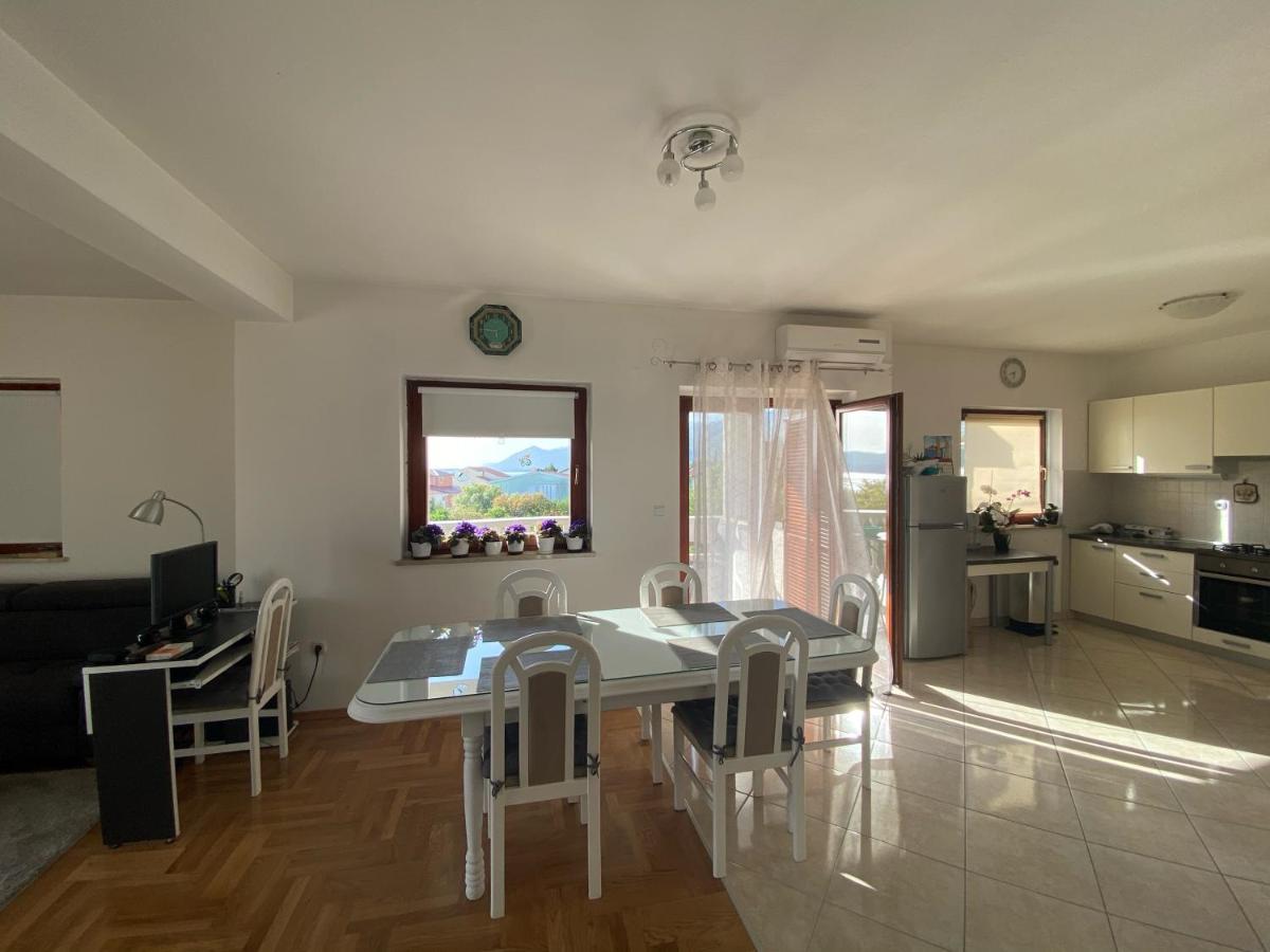 Apartments Irina Rovanjska Luaran gambar