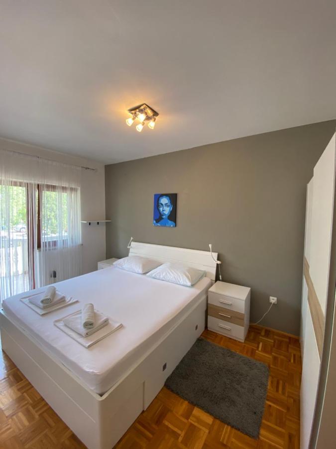 Apartments Irina Rovanjska Luaran gambar