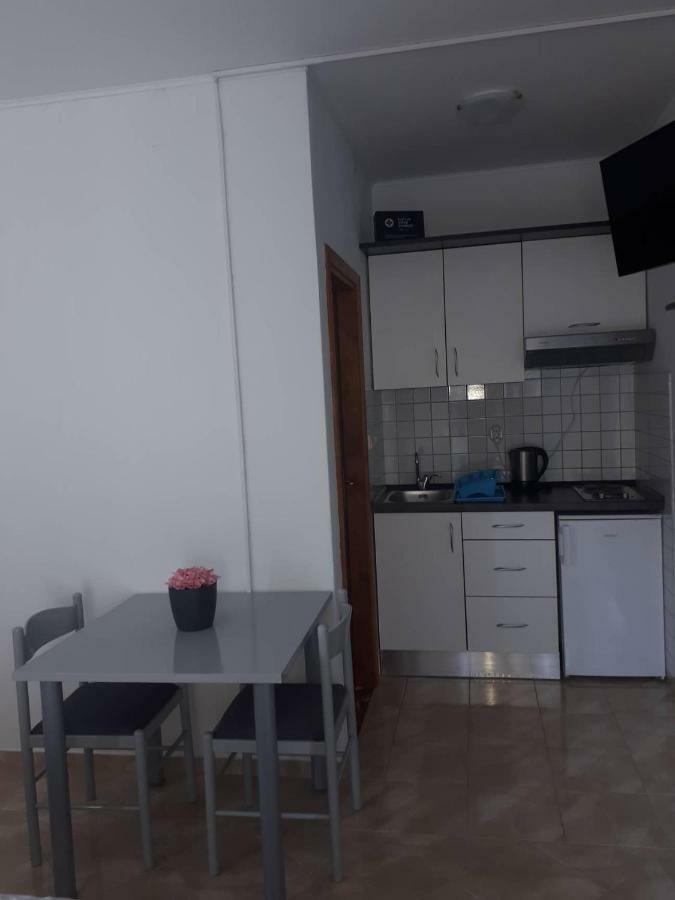 Apartments Irina Rovanjska Luaran gambar